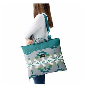 Pendleton packable blanket